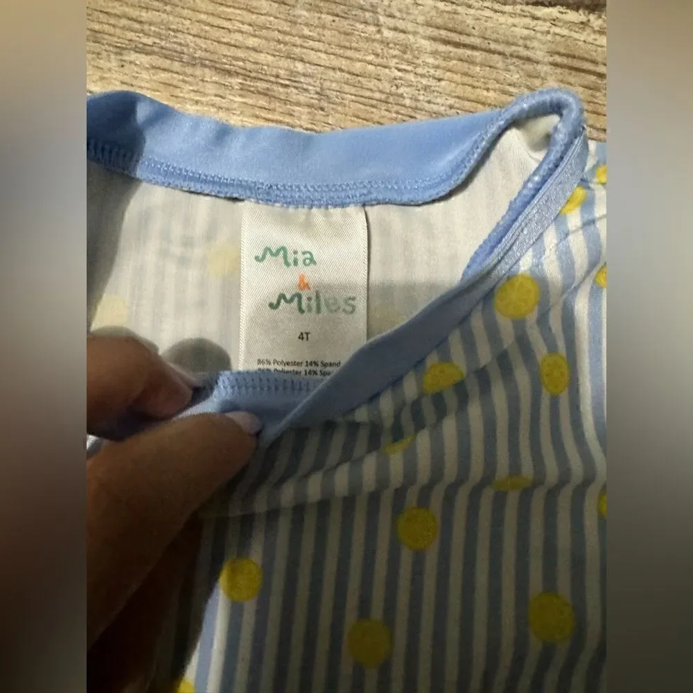 BUNDLE !! Bathing suit 3T and 4T. #1